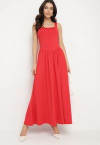 Born2be - Czerwona Sukienka z Wiskozą o Rozkloszowanym Kroju z Kwadratowym Dekoltem Tilvia. Okazja: na co dzień. Typ kołnierza: dekolt kwadratowy. Kolor: czerwony. Materiał: wiskoza. Długość rękawa: na ramiączkach. Sezon: lato. Styl: casual #5
