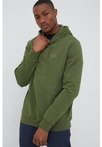 Jack Wolfskin bluza bawełniana męska kolor zielony z kapturem gładka. Typ kołnierza: kaptur. Kolor: zielony. Materiał: bawełna. Wzór: gładki