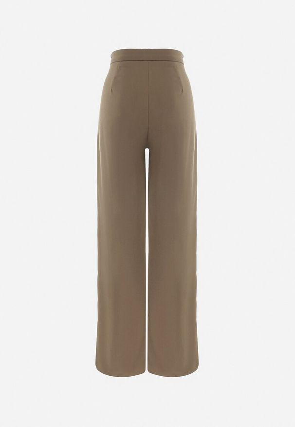 Born2be - Brązowe Klasyczne Spodnie z Kieszeniami i Prostą Nogawką Trisonore. Okazja: na spotkanie biznesowe, do pracy, na co dzień. Kolekcja: dla wysokich. Kolor: brązowy. Materiał: materiał, dzianina. Wzór: gładki, jednolity. Styl: klasyczny