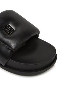 Armani Exchange Klapki XDP061 XV926 00002 Czarny. Kolor: czarny. Materiał: skóra #5