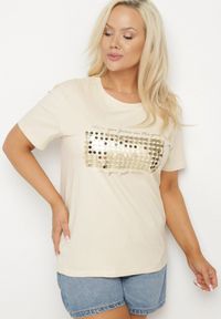 Born2be - Beżowy T-shirt Bawełniany Ozdobiony Cekinami Lirenell. Okazja: na co dzień, do pracy. Kolor: beżowy. Materiał: bawełna. Wzór: aplikacja. Styl: glamour, klasyczny, casual #6