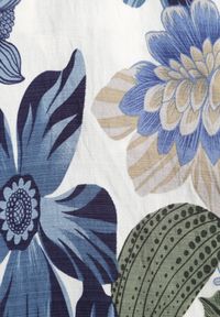 Born2be - Niebieska Wiskozowa Bluzka w Kwiaty Talina. Okazja: na co dzień. Kolor: niebieski. Materiał: wiskoza. Wzór: kwiaty. Styl: casual, klasyczny, elegancki #2