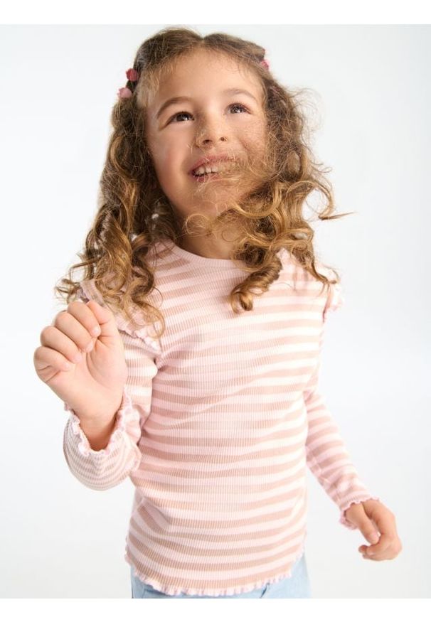 Sinsay - Koszulka z prążkowanej dzianiny z długimi rękawami - wielobarwny. Materiał: dzianina, prążkowany. Długość rękawa: długi rękaw. Długość: długie