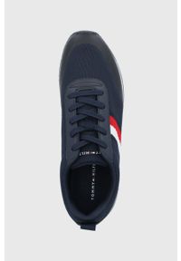 TOMMY HILFIGER - Tommy Hilfiger Buty kolor granatowy. Nosek buta: okrągły. Zapięcie: sznurówki. Kolor: niebieski. Materiał: włókno, materiał. Obcas: na obcasie. Wysokość obcasa: niski #4