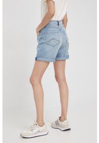 Mustang szorty jeansowe Moms Shorts damskie gładkie high waist. Okazja: na co dzień. Stan: podwyższony. Kolor: niebieski. Materiał: jeans. Wzór: gładki. Styl: casual