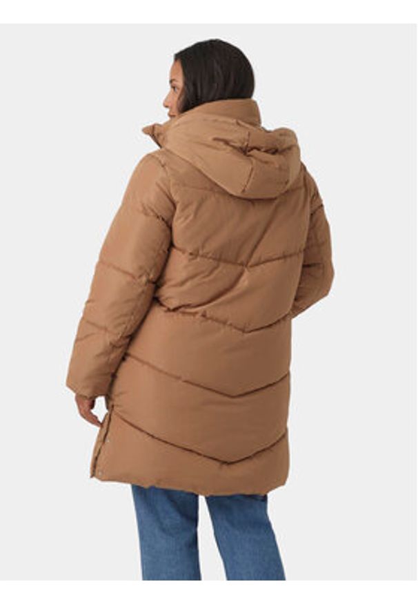 Vero Moda Curve Kurtka zimowa 10297304 Brązowy Regular Fit. Kolor: brązowy. Materiał: syntetyk. Sezon: zima