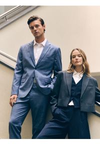 Reserved - Krótka marynarka - szary. Kolor: szary. Materiał: wiskoza, tkanina. Długość: krótkie #1