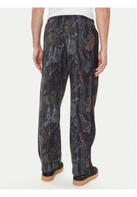 Adidas - adidas Spodnie dresowe Camo JY2773 Szary Loose Fit. Kolor: szary. Materiał: bawełna #5