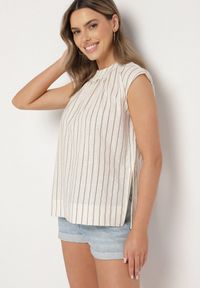 Born2be - Jasnobeżowa Bawełniana Bluzka Bez Rękawów z Lnem w Pionowe Paski Talurea. Okazja: na co dzień. Kolor: beżowy. Materiał: bawełna, len. Długość rękawa: bez rękawów. Wzór: paski. Styl: klasyczny, casual, elegancki