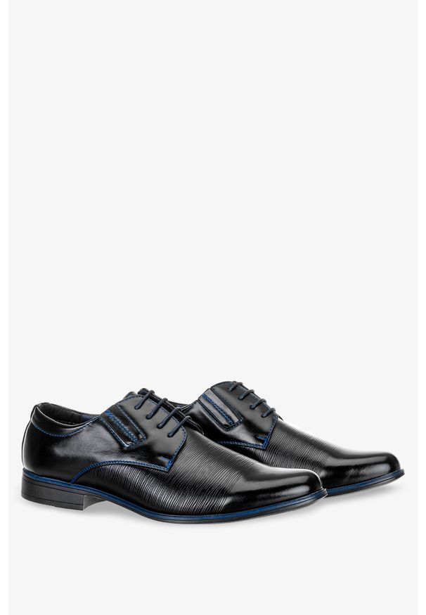 Casu - Czarne buty wizytowe sznurowane casu mxc408. Kolor: czarny. Styl: wizytowy