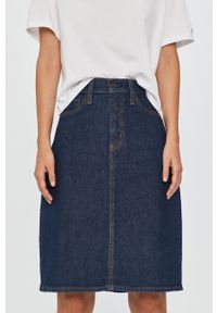 Levi's® - Levi's - Spódnica jeansowa. Okazja: na spotkanie biznesowe, na co dzień. Stan: podwyższony. Kolor: niebieski. Materiał: jeans. Wzór: gładki. Styl: biznesowy, casual #1