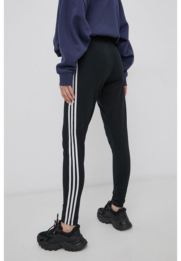 adidas Originals - Adidas Originals Legginsy damskie kolor czarny gładkie. Stan: podwyższony. Kolor: czarny. Materiał: bawełna, dzianina. Wzór: gładki