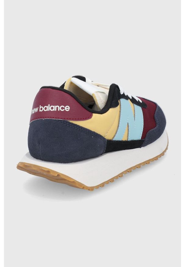 New Balance Buty. Zapięcie: sznurówki. Materiał: guma