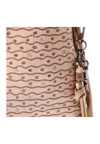 Beżowa Elegancka Torebka Damska Na Ramię Anekke Z Laleczką. Kolor: beżowy. Wzór: aplikacja. Materiał: zdobione. Styl: elegancki. Rodzaj torebki: na ramię #5