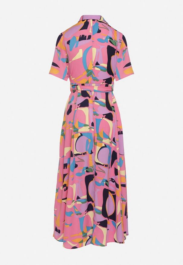 Born2be - Różowa Sukienka Koszulowa w Abstrakcyjny Wzór z Wiązaniem w Talii Zobia. Okazja: na co dzień. Kolor: różowy. Długość rękawa: krótki rękaw. Typ sukienki: koszulowe. Styl: casual