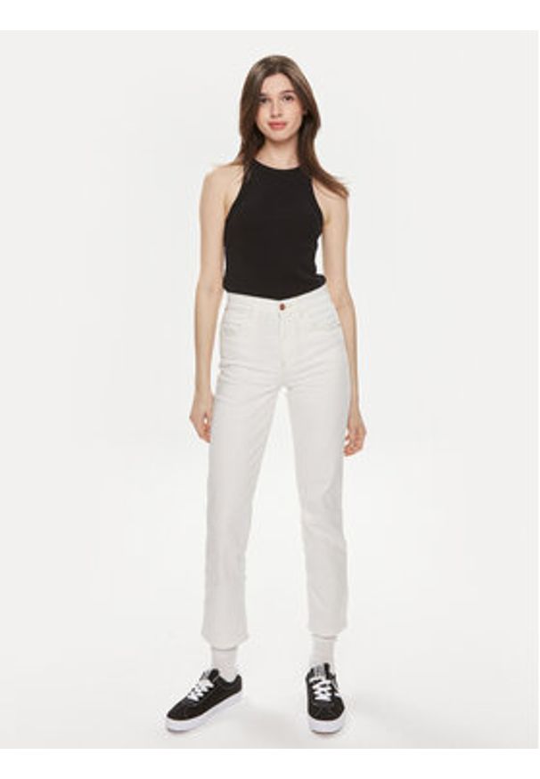 Wrangler Jeansy 112351027 Biały Straight Fit. Kolor: biały
