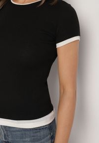 Born2be - Czarny T-shirt z Lnem o Dopasowanym Kroju Salionaria. Okazja: na co dzień. Kolor: czarny. Materiał: len. Styl: klasyczny, casual #5