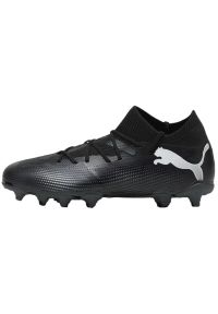 Buty piłkarskie Puma Future 7 Match FG/AG Jr 107729 02 czarne. Kolor: czarny. Materiał: dzianina, syntetyk. Szerokość cholewki: normalna. Sport: piłka nożna