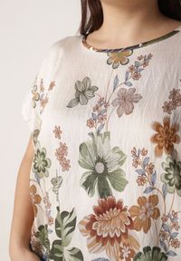 Born2be - Zielona Wiskozowa Bluzka w Kwiaty Talina. Okazja: na co dzień. Kolor: zielony. Materiał: wiskoza. Wzór: kwiaty. Styl: elegancki, klasyczny, casual #5