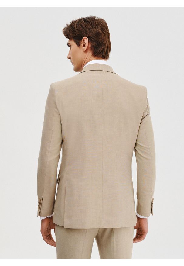 Pako Lorente - PAKO LORENTE – Beżowa marynarka garniturowa. Kolor: beżowy. Materiał: poliester, wiskoza, elastan. Wzór: gładki. Styl: młodzieżowy