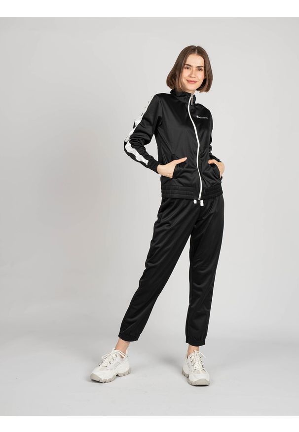 Champion Dres. Okazja: na co dzień. Materiał: dresówka. Wzór: nadruk. Styl: casual