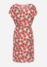 Born2be - Beżowo-Czerwona Pudełkowa Sukienka z Wiskozy Wiązana Sznurkiem w Talii Tiamadine. Okazja: na randkę, na co dzień, na spotkanie biznesowe. Kolor: beżowy. Materiał: wiskoza. Długość rękawa: krótki rękaw. Wzór: kwiaty. Styl: casual, klasyczny, biznesowy #6