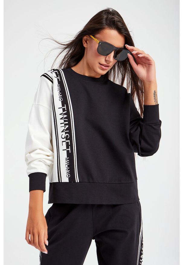 Twinset Milano - Bluza TWINSET. Materiał: wiskoza. Długość rękawa: długi rękaw. Długość: długie