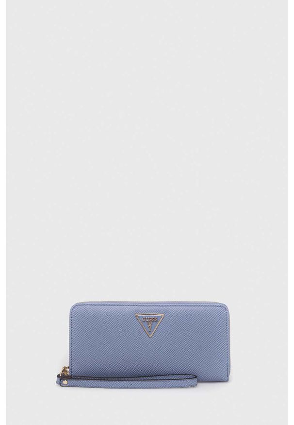 Guess portfel damski kolor fioletowy. Kolor: fioletowy. Materiał: materiał. Wzór: gładki