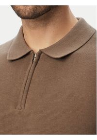Jack & Jones Polo Milano 12304870 Brązowy jasny Regular Fit. Typ kołnierza: polo. Kolor: brązowy. Materiał: bawełna #2