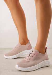 Born2be - Różowe Dzianinowe Sneakersy na Grubej Podeszwie ze Żłobieniami Enolora. Okazja: na co dzień, na spacer. Kolor: różowy. Materiał: dzianina. Szerokość cholewki: normalna. Sport: turystyka piesza, fitness #2