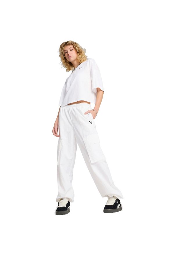 Koszulka Puma Wardrobe Ess Oversized Short Tee Bl, Kobiety. Kolor: biały. Materiał: bawełna, materiał