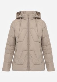 Renee - Ciemnobeżowa Pikowana Kurtka Przejściowa z Kapturem Silidi. Okazja: na co dzień. Typ kołnierza: kaptur. Kolor: beżowy. Materiał: jeans. Styl: casual, elegancki, klasyczny #6