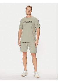 Guess T-Shirt Z4GI18 J1314 Zielony Regular Fit. Kolor: zielony. Materiał: bawełna #3