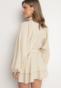 Born2be - Beżowa Sukienka Ozdobiona Paskiem i Falbanami Divilena. Okazja: na co dzień. Kolor: beżowy. Materiał: jeans. Wzór: aplikacja. Styl: casual, elegancki #5