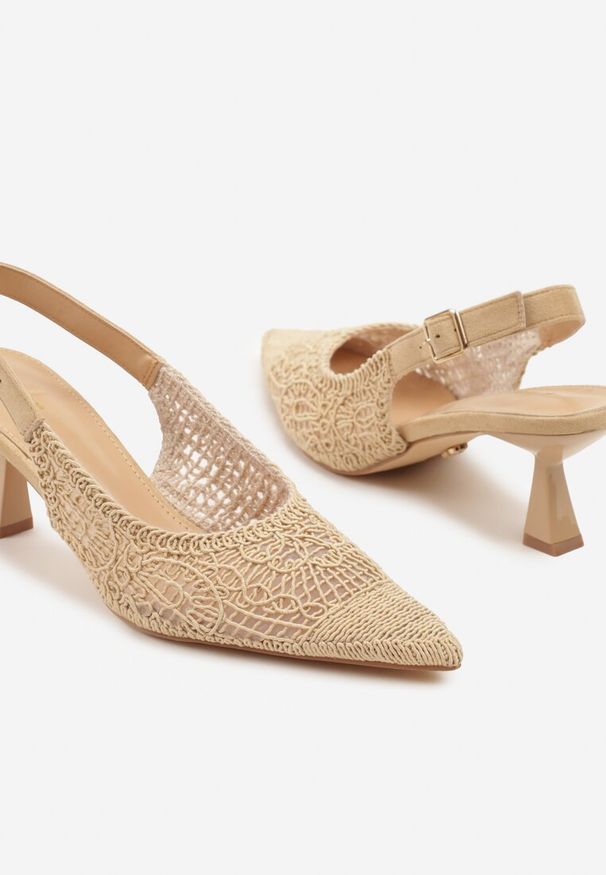 Renee - Ciemnobeżowe Haftowane Sandały Vices na Szpilce Typu Slingback Atesia. Okazja: na co dzień, na spacer. Zapięcie: sprzączka. Kolor: beżowy. Wzór: haft. Obcas: na szpilce. Styl: elegancki, casual