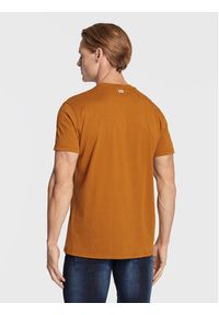 Petrol Industries T-Shirt M-3020-TSR602 Pomarańczowy Regular Fit. Kolor: pomarańczowy. Materiał: bawełna