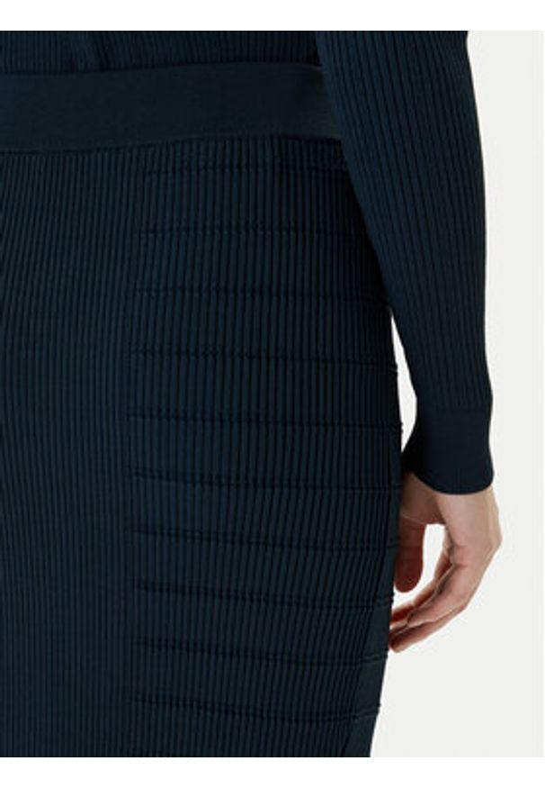Guess Spódnica ołówkowa W5YD66 Z0130 Zielony Slim Fit. Kolor: zielony. Materiał: wiskoza