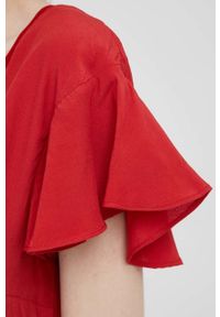 Pepe Jeans sukienka Iren kolor czerwony mini prosta. Okazja: na co dzień. Kolor: czerwony. Materiał: tkanina. Długość rękawa: krótki rękaw. Typ sukienki: proste. Styl: casual. Długość: mini #4