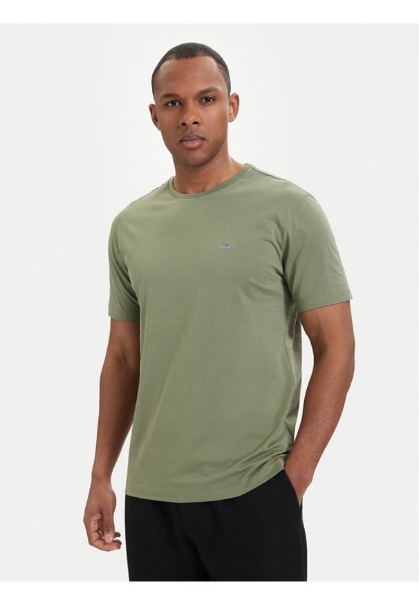 GANT - Gant T-Shirt Shield 2003184 Zielony ciemny Regular Fit. Kolor: zielony. Materiał: bawełna