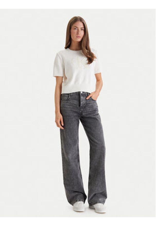 Calvin Klein Jeans Sweter Chunky LV044E306G Beżowy Regular Fit. Kolor: beżowy. Materiał: bawełna