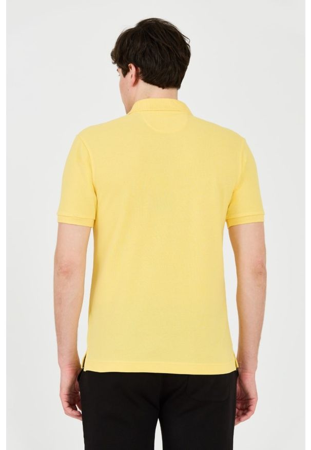 La Martina - LA MARTINA Żółte męskie polo z małym logo, Rozmiar M. Typ kołnierza: polo. Kolor: żółty