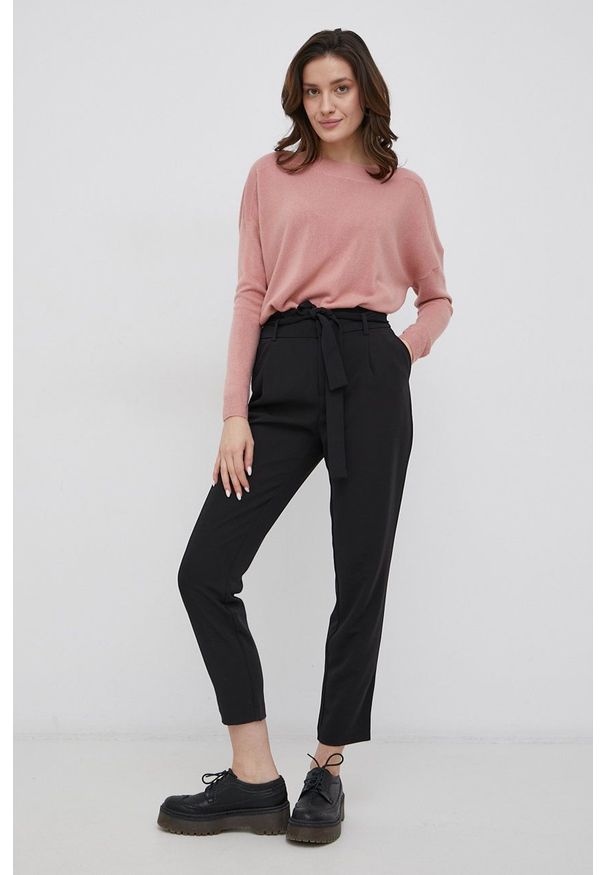 only - Only Spodnie damskie kolor czarny fason cygaretki high waist. Okazja: na co dzień. Stan: podwyższony. Kolor: czarny. Materiał: tkanina. Styl: casual