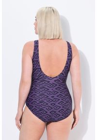 ULLA POPKEN - Damskie Kostium kąpielowy romby miękkie miseczki ozdobny pierścień. Kolekcja: plus size. Kolor: fioletowy. Materiał: poliamid, poliester, materiał, elastan #2