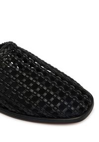 TOMMY HILFIGER - Tommy Hilfiger Klapki Hilfiger Leather Mix Flat Mule FW0FW09280 Czarny. Kolor: czarny. Materiał: skóra #5