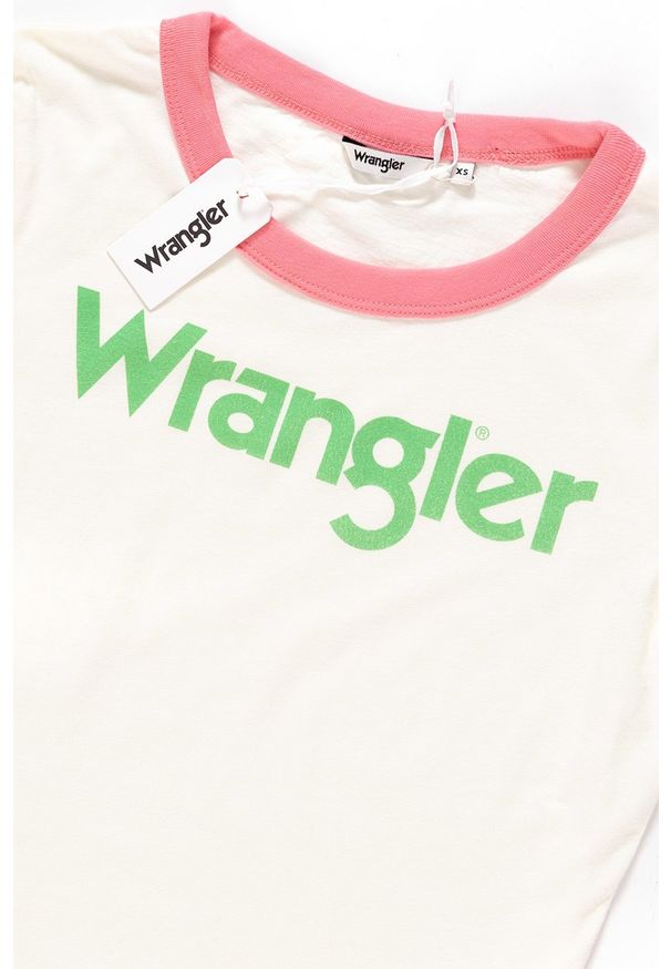 Wrangler - WRANGLER T SHIRT DAMSKI RETRO KABEL TEE ETHEREAL YELLOW W716SEVUF 112130915. Długość rękawa: krótki rękaw. Długość: krótkie. Wzór: nadruk. Styl: retro