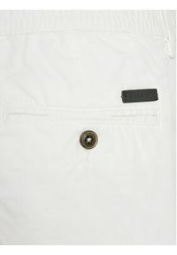 Pierre Cardin Szorty materiałowe 34770/000/5002 Biały Modern Fit. Kolor: biały. Materiał: bawełna