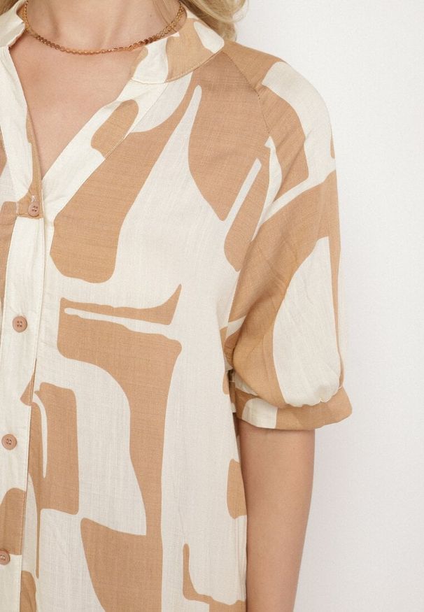 Born2be - Beżowa Wiskozowa Sukienka z Geometrycznym Wzorem Filarin. Okazja: na co dzień. Kolor: beżowy. Materiał: wiskoza. Wzór: geometria. Sezon: wiosna. Typ sukienki: proste. Styl: elegancki, casual, klasyczny