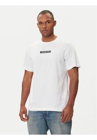 Versace Jeans Couture T-Shirt 79GAHT06 CJ00T Biały Regular Fit. Kolor: biały. Materiał: bawełna