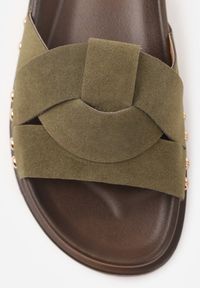 Born2be - Zielone Klapki z Przeplatanymi Paskami i Nitami przy Podeszwie Marivyn. Okazja: na co dzień, na randkę. Kolor: zielony. Materiał: len. Sezon: lato. Styl: casual, elegancki #7