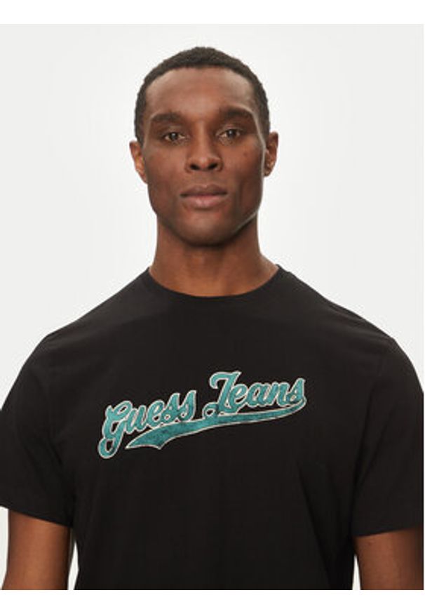 Guess Jeans T-Shirt M5GI54 K8FQ4 Czarny Regular Fit. Kolor: czarny. Materiał: bawełna